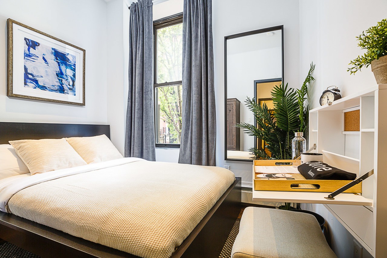 #181: Upper East Side - Full Bedroom D - 1