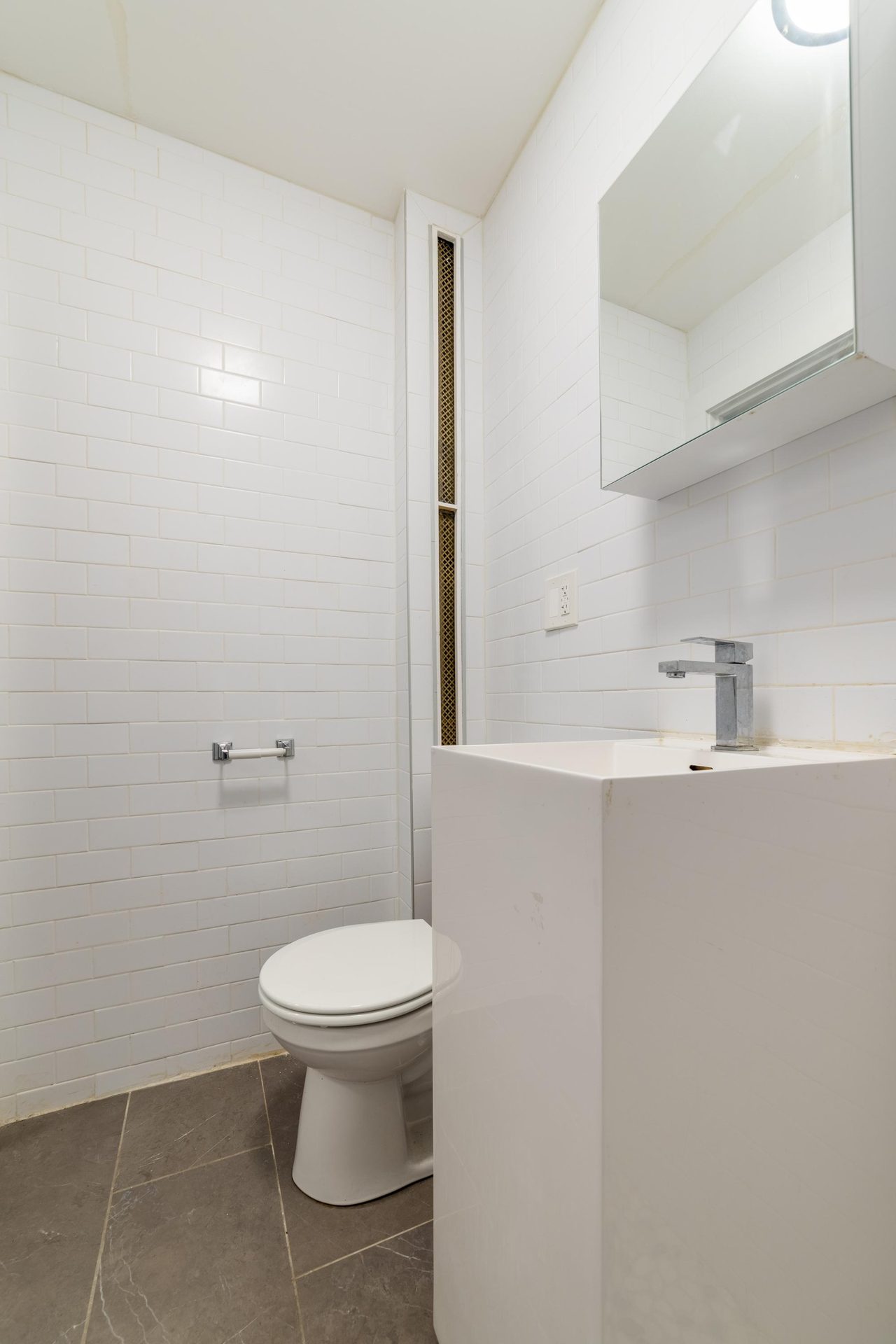#1412: East Village - 1 Bedroom (Full) - 4
