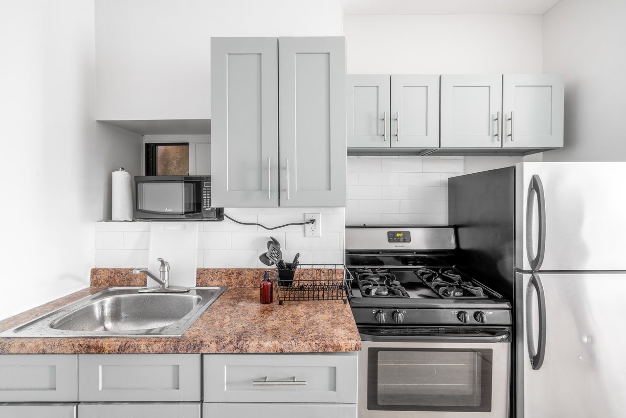 #1366: Clinton Hill - Full Bedroom A - #1366: Clinton Hill - Gallery - 3