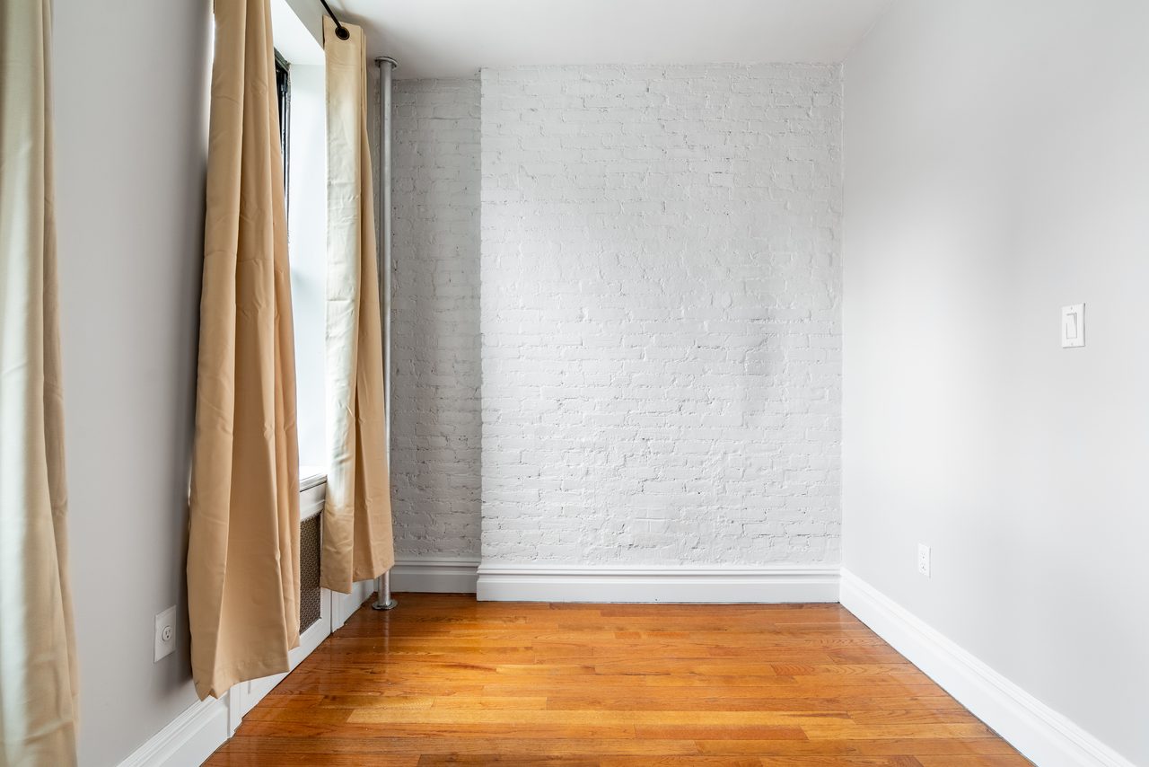  #1100: Columbus Circle - Full Bedroom B  -  #1100: Columbus Circle  - Gallery -  13