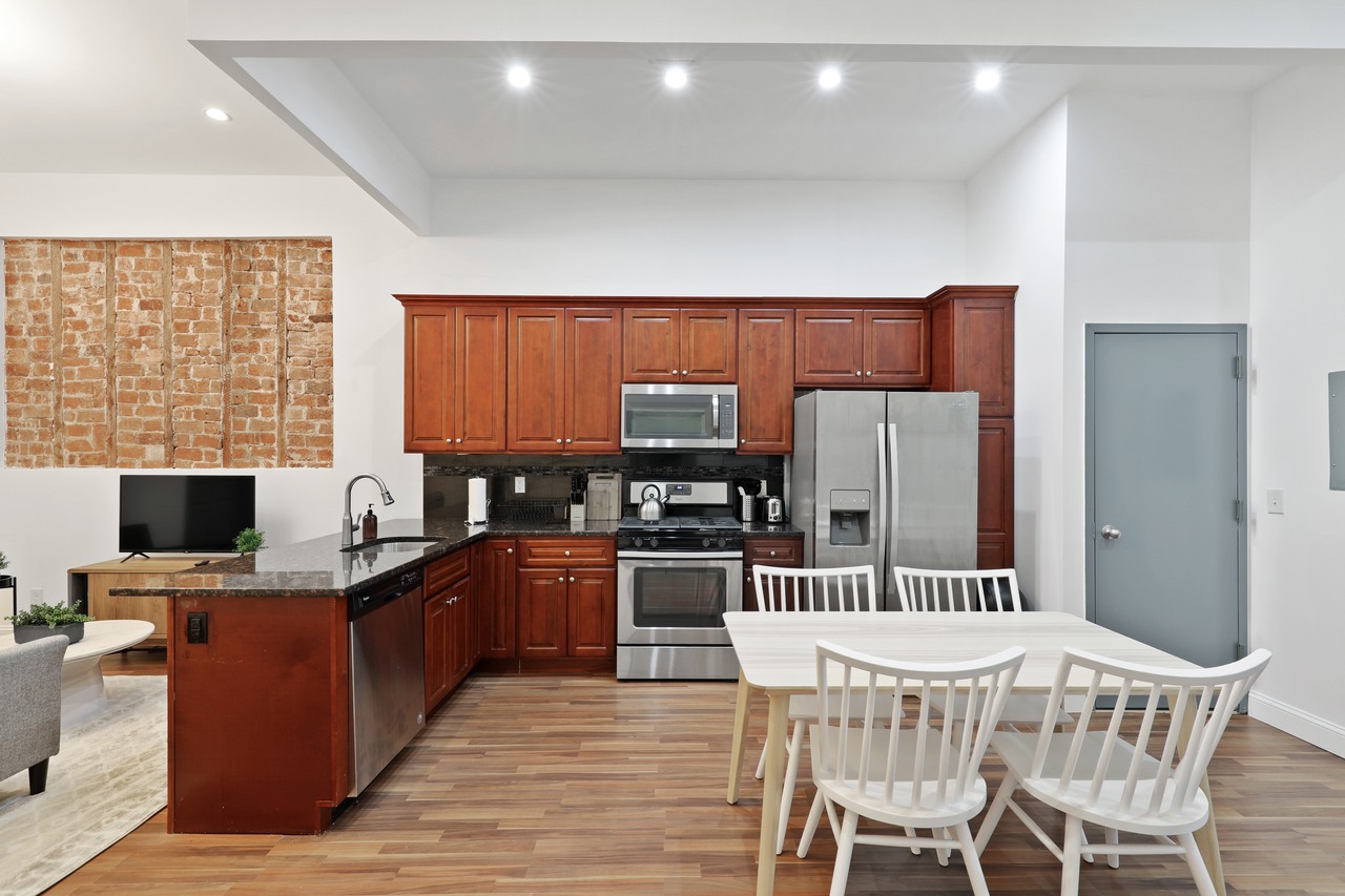 #504: Bushwick - Full Bedroom C - 6