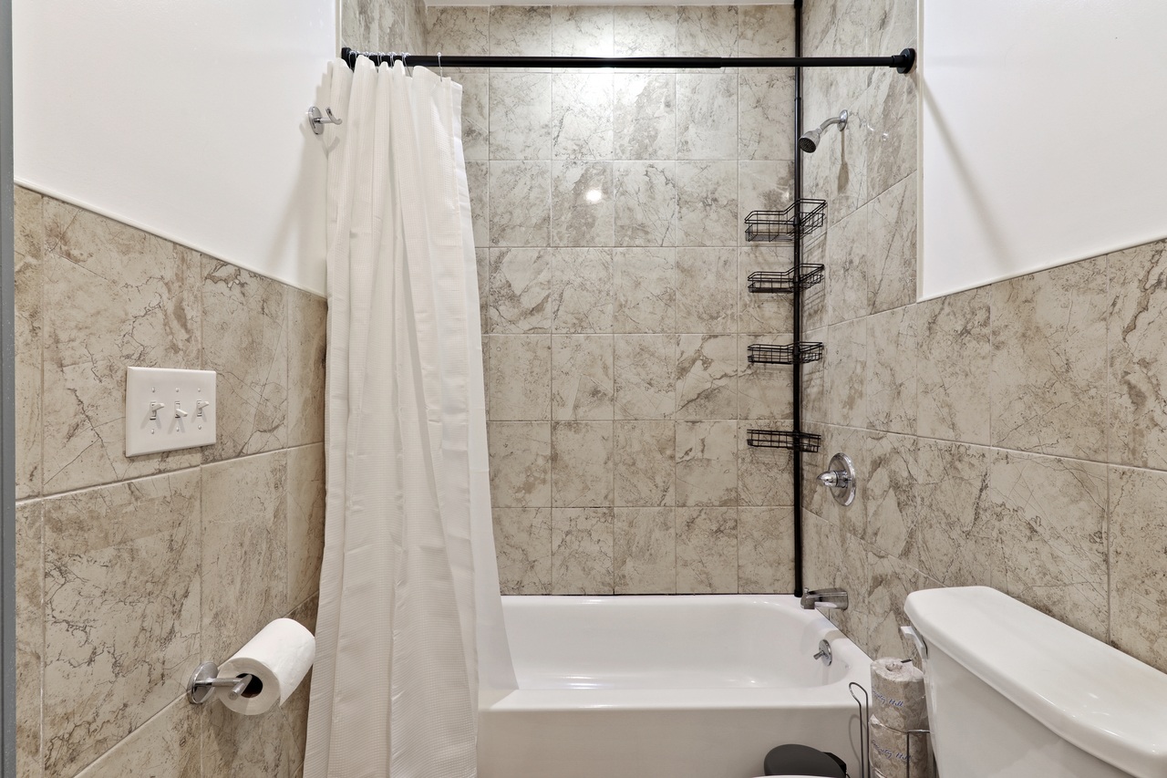 #504: Bushwick - Queen Bedroom B - #504: Bushwick - Gallery - 4