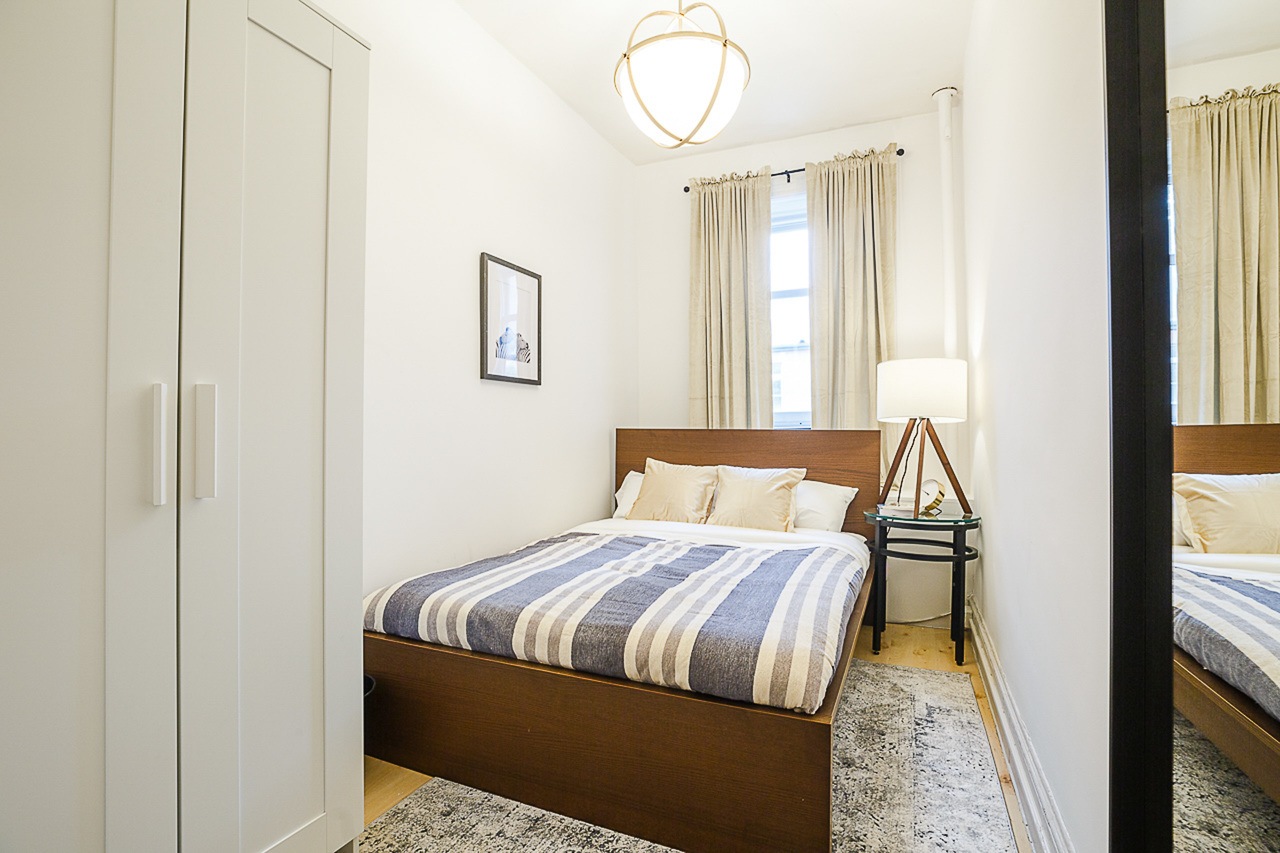  #183: Hell's Kitchen - Full Bedroom E  -  #183: Hell's Kitchen  - Gallery -  1