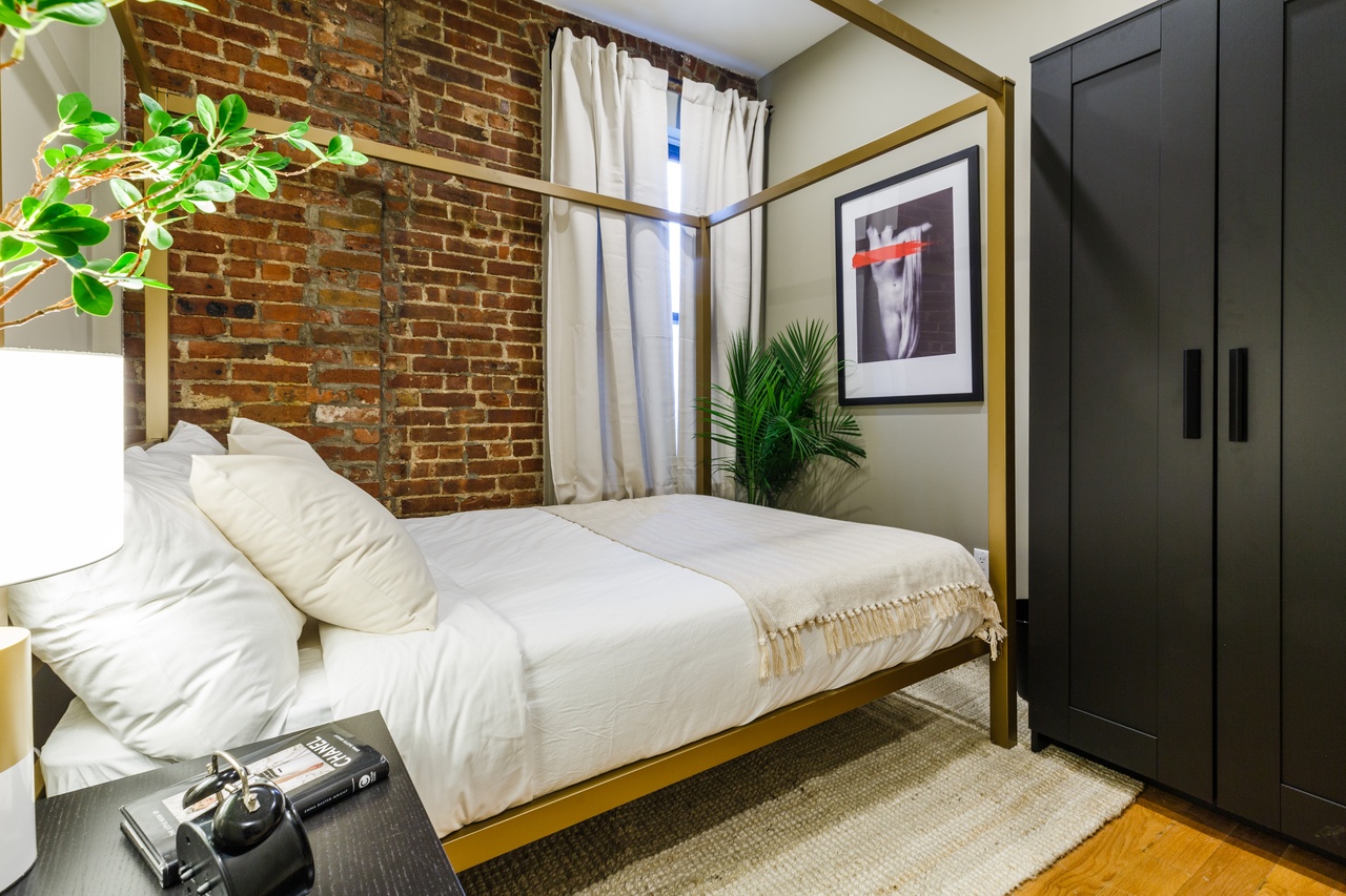 #299: Midtown East - Full Bedroom A W/Private Bathroom - #299: Midtown East - Gallery - 10