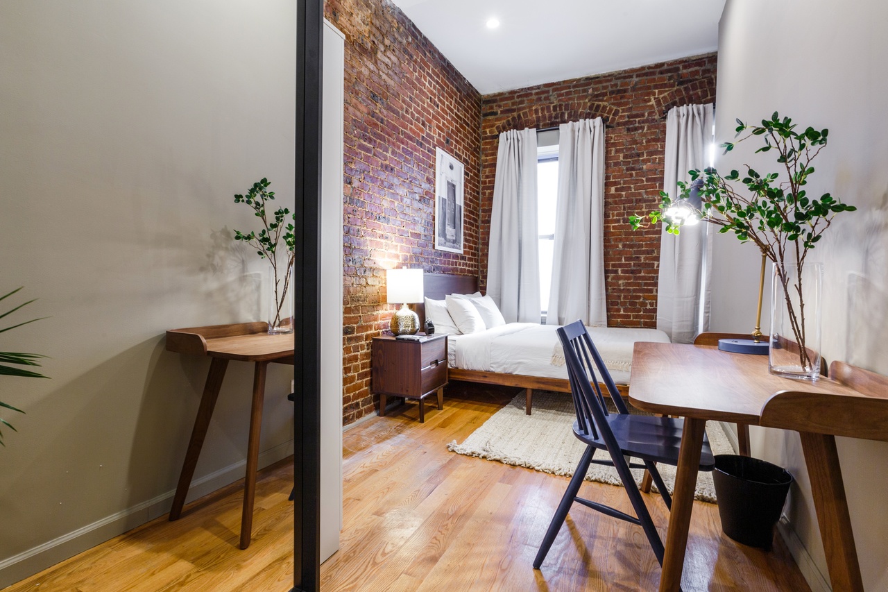 #299: Midtown East - Queen Bedroom D W/Private Bathroom - #299: Midtown East - Gallery - 2