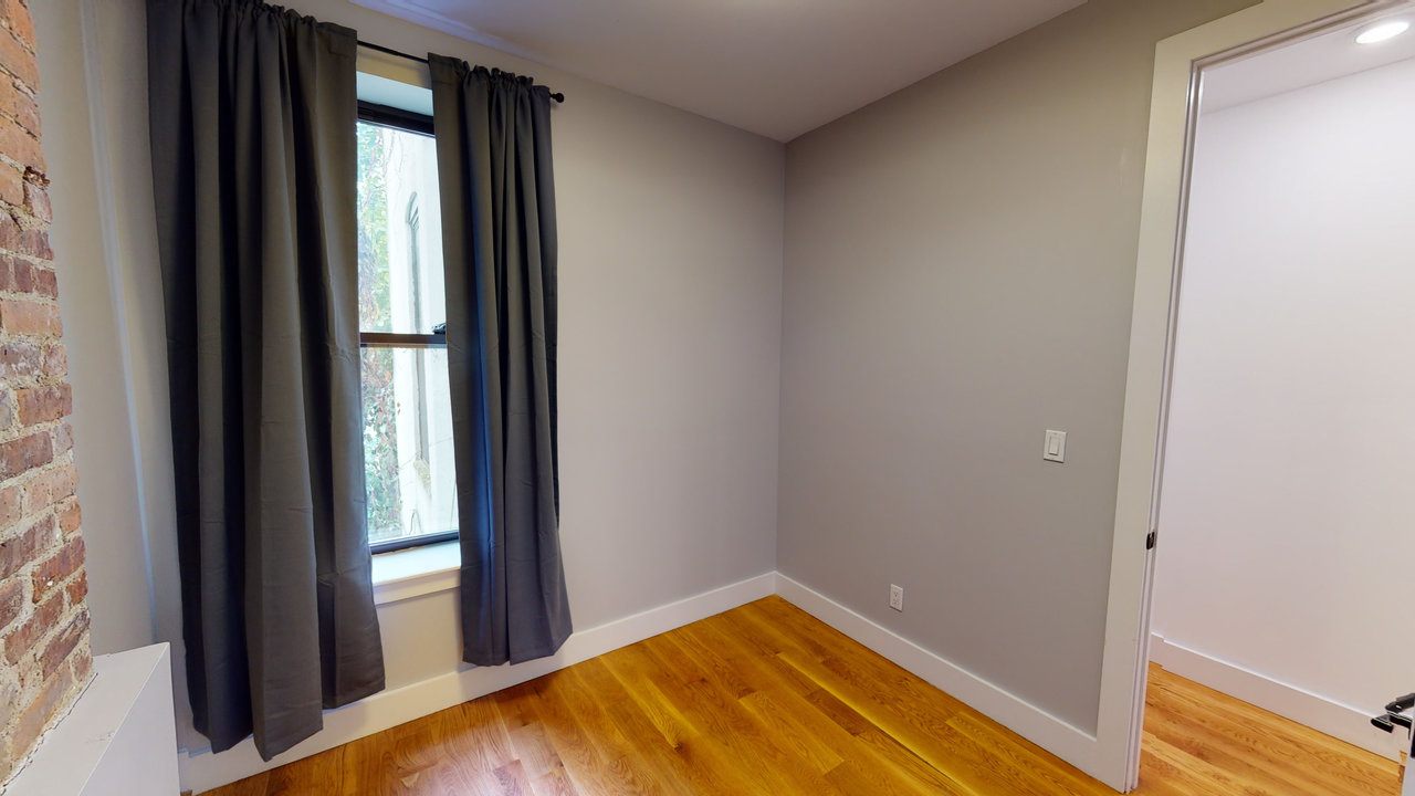 #692: Bedford-Stuyvesant - Full Bedroom C - 10