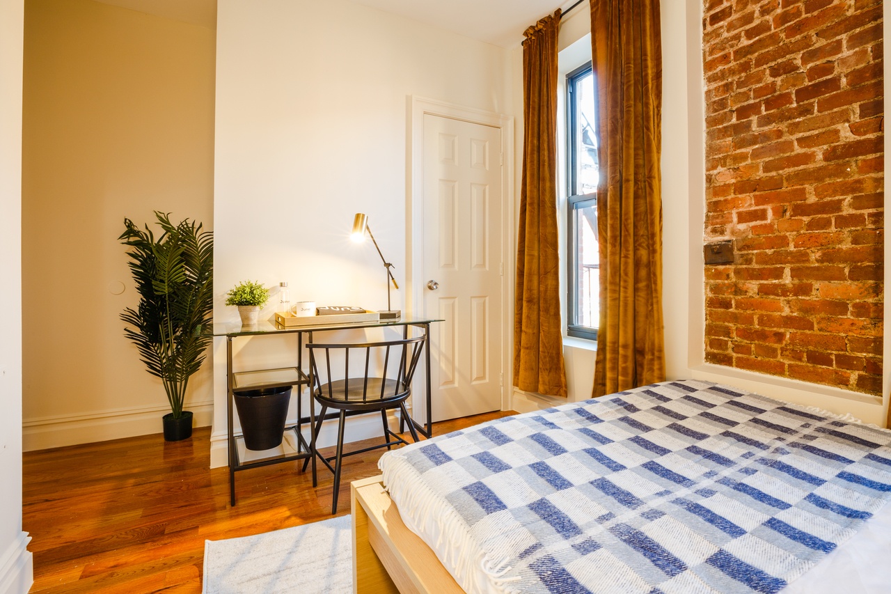 #221: Upper West Side - Full Bedroom B - #221: Upper West Side - Gallery - 1