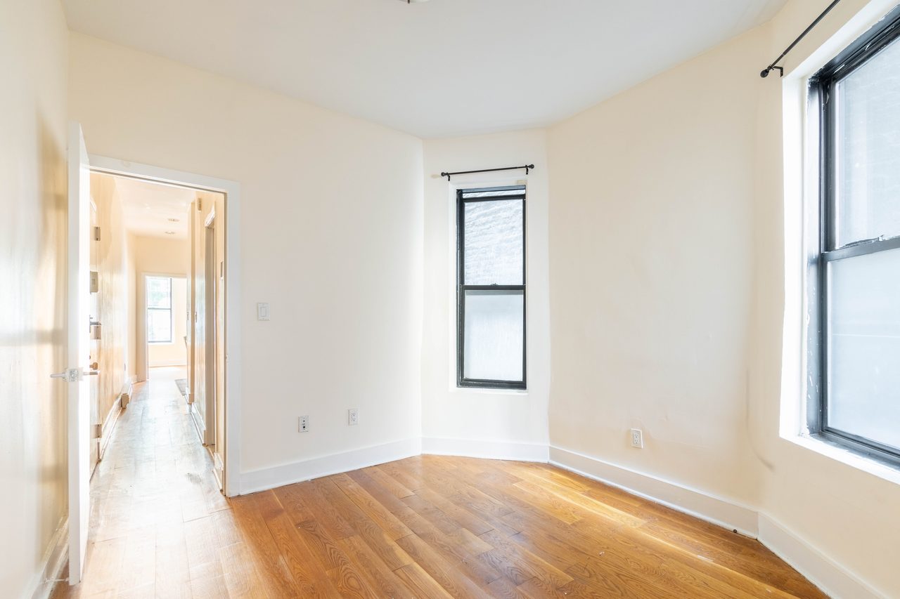 #1305: Upper West Side - Full Bedroom A - 2