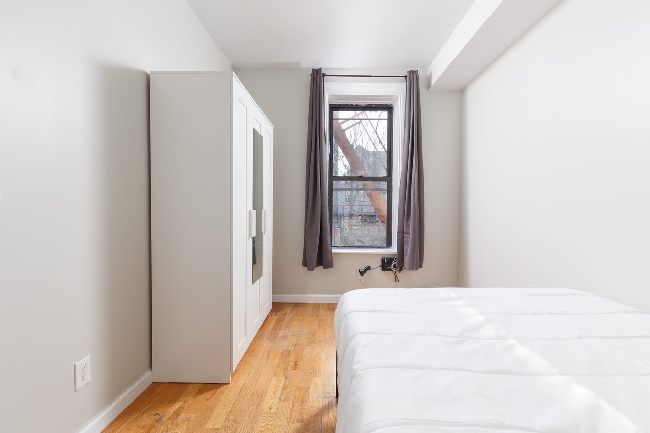  #1571: Prospect Lefferts Gardens - Full Bedroom D  -  #1571: Prospect Lefferts Gardens  - Gallery -  2