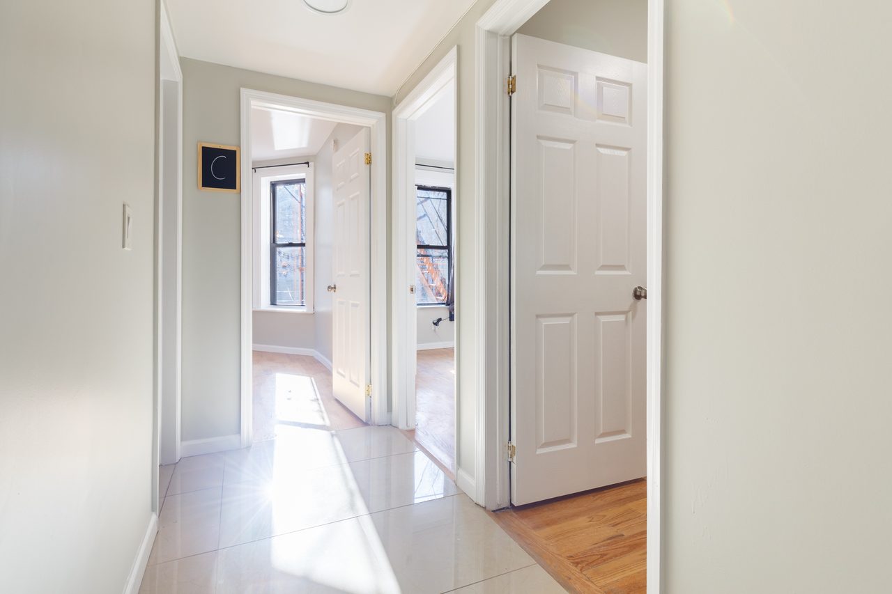 #1571: Prospect Lefferts Gardens - Queen Bedroom A - #1571: Prospect Lefferts Gardens - Gallery - 8