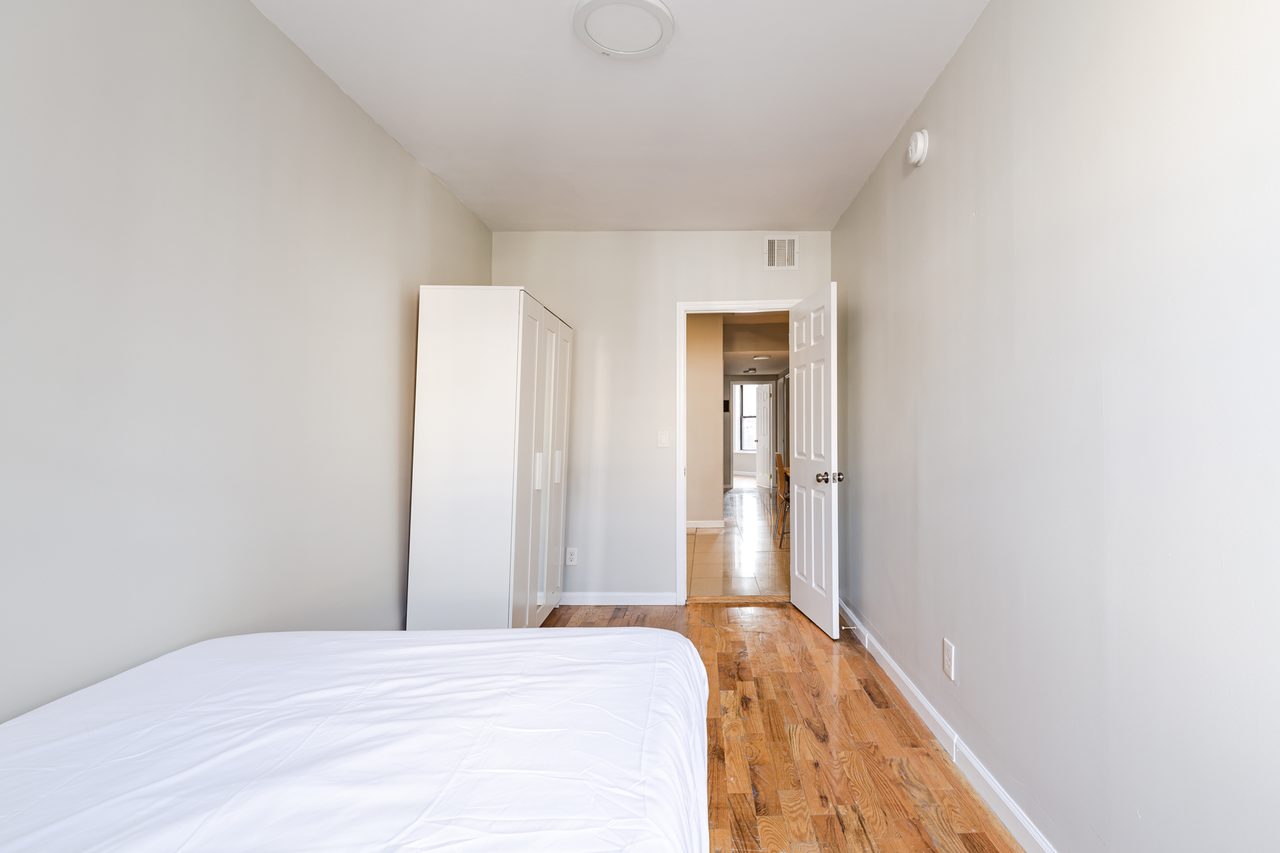  #1571: Prospect Lefferts Gardens - Full Bedroom B  -  #1571: Prospect Lefferts Gardens  - Gallery -  2