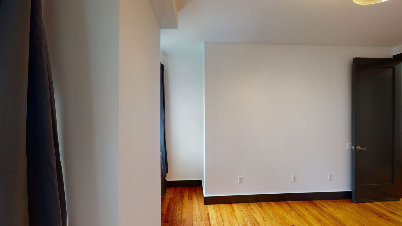 #485: Prospect Lefferts Gardens - Queen Bedroom D - 1