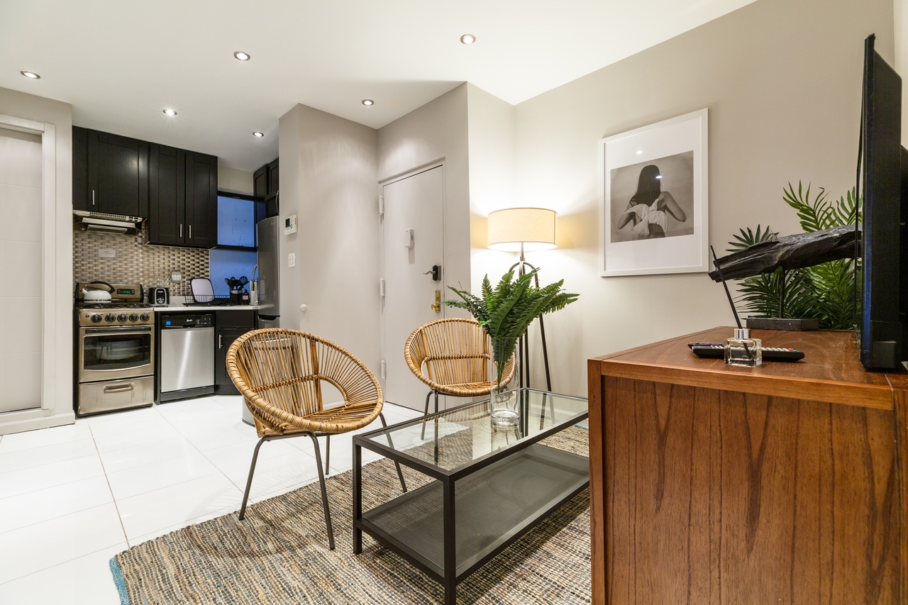 #363: Upper West Side - Queen Bedroom C - #363: Upper West Side - Gallery - 7