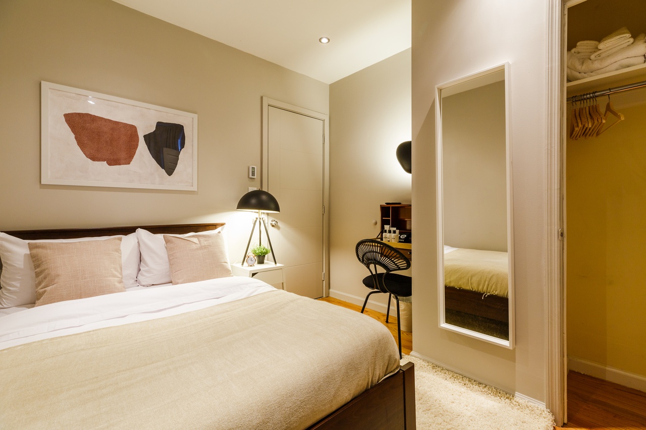 #363: Upper West Side - Full Bedroom B - #363: Upper West Side - Gallery - 8