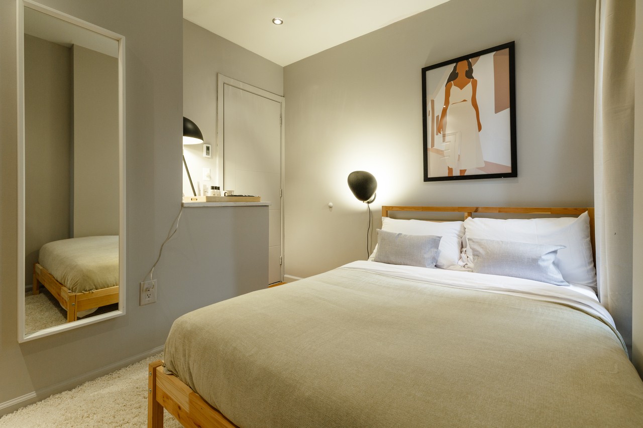 #363: Upper West Side - Full Bedroom A - 7