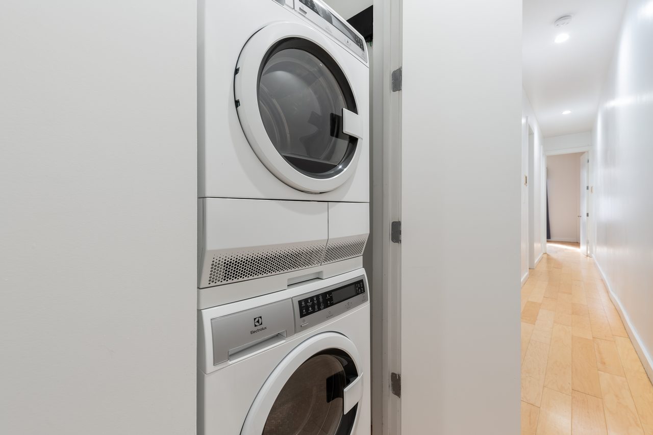  #963: Bedford-Stuyvesant - Twin Bedroom C  -  #963: Bedford-Stuyvesant  - Gallery -  5