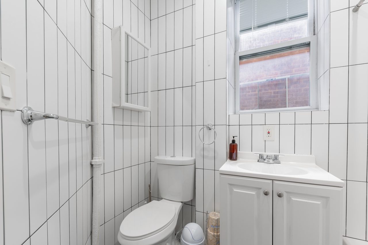  #963: Bedford-Stuyvesant - Full Bedroom A  -  #963: Bedford-Stuyvesant  - Gallery -  10