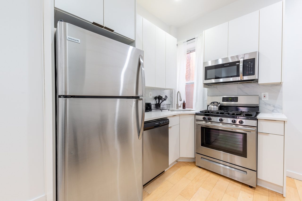  #963: Bedford-Stuyvesant - Full Bedroom B  -  #963: Bedford-Stuyvesant  - Gallery -  2