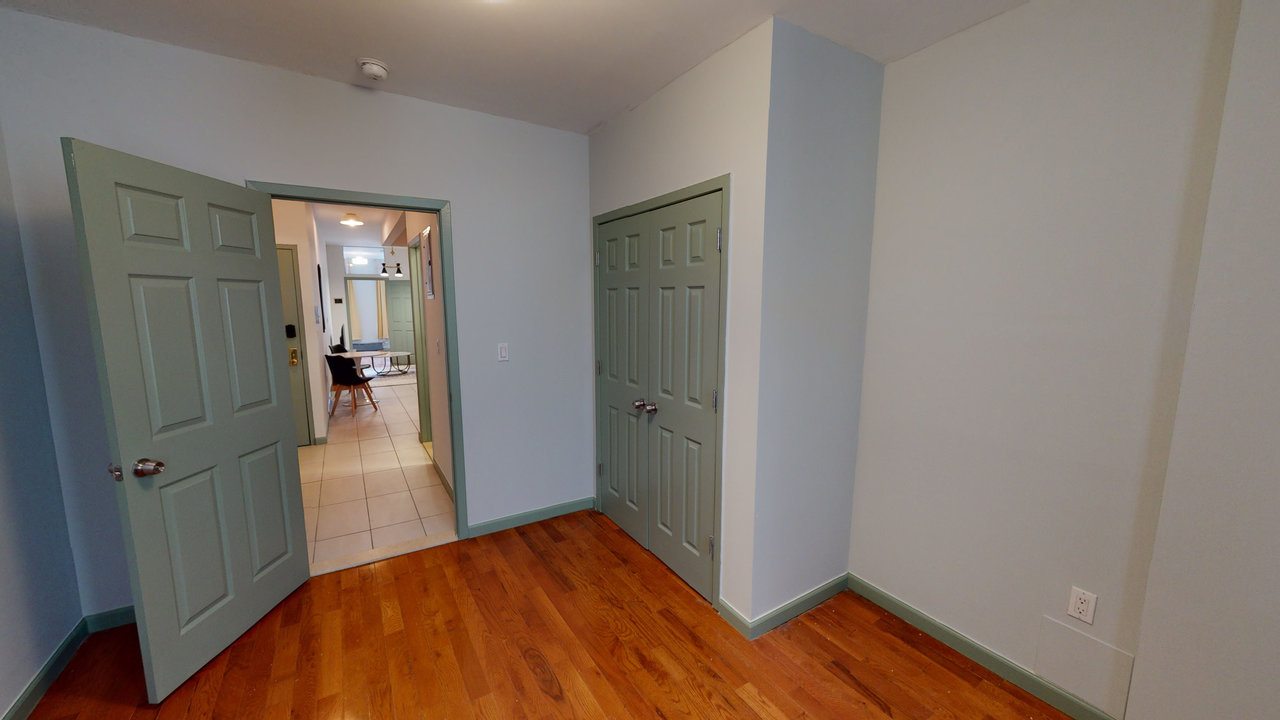 #580: East Harlem - Queen Bedroom B - 12