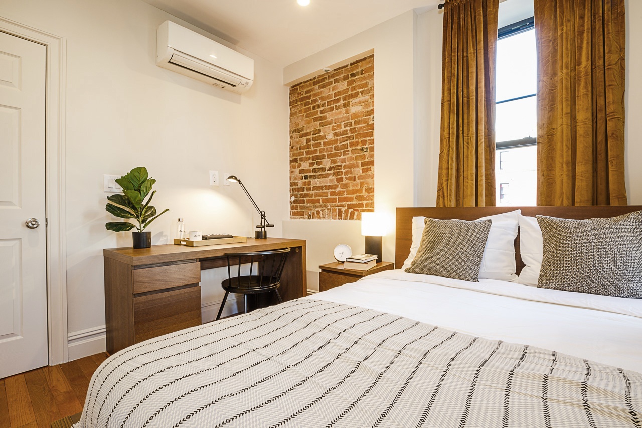 #222: Upper West Side - Queen Bedroom C - 10
