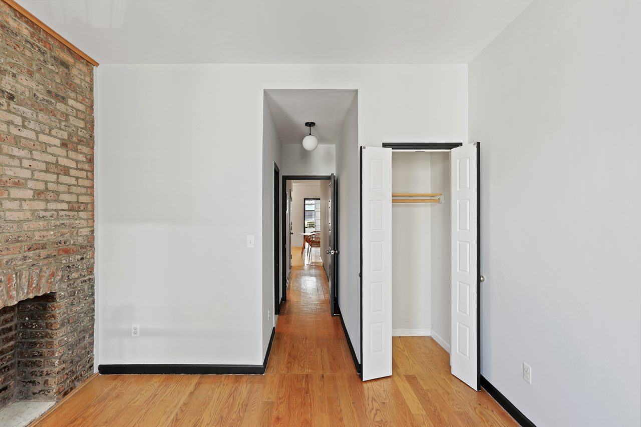 #578: East Harlem - Queen Bedroom A W/ Private Bathroom  -  #578: East Harlem  - Gallery -  10