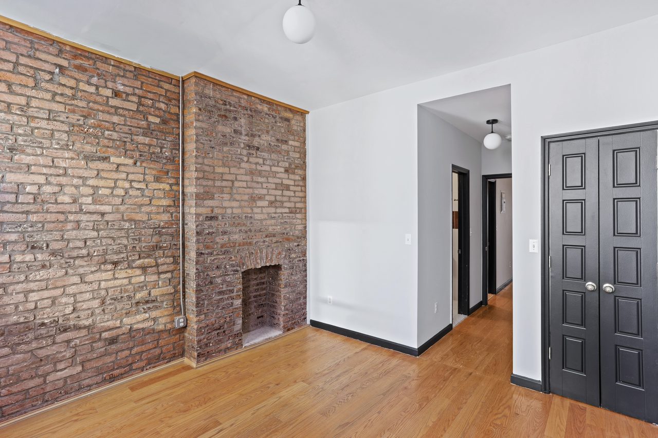  #578: East Harlem - Queen Bedroom A W/ Private Bathroom  -  #578: East Harlem  - Gallery -  12