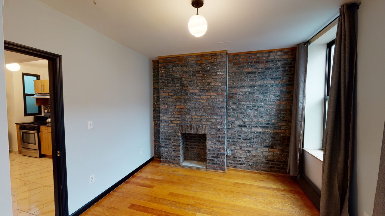 #578: East Harlem - Queen Bedroom B - #578: East Harlem - Gallery - 9