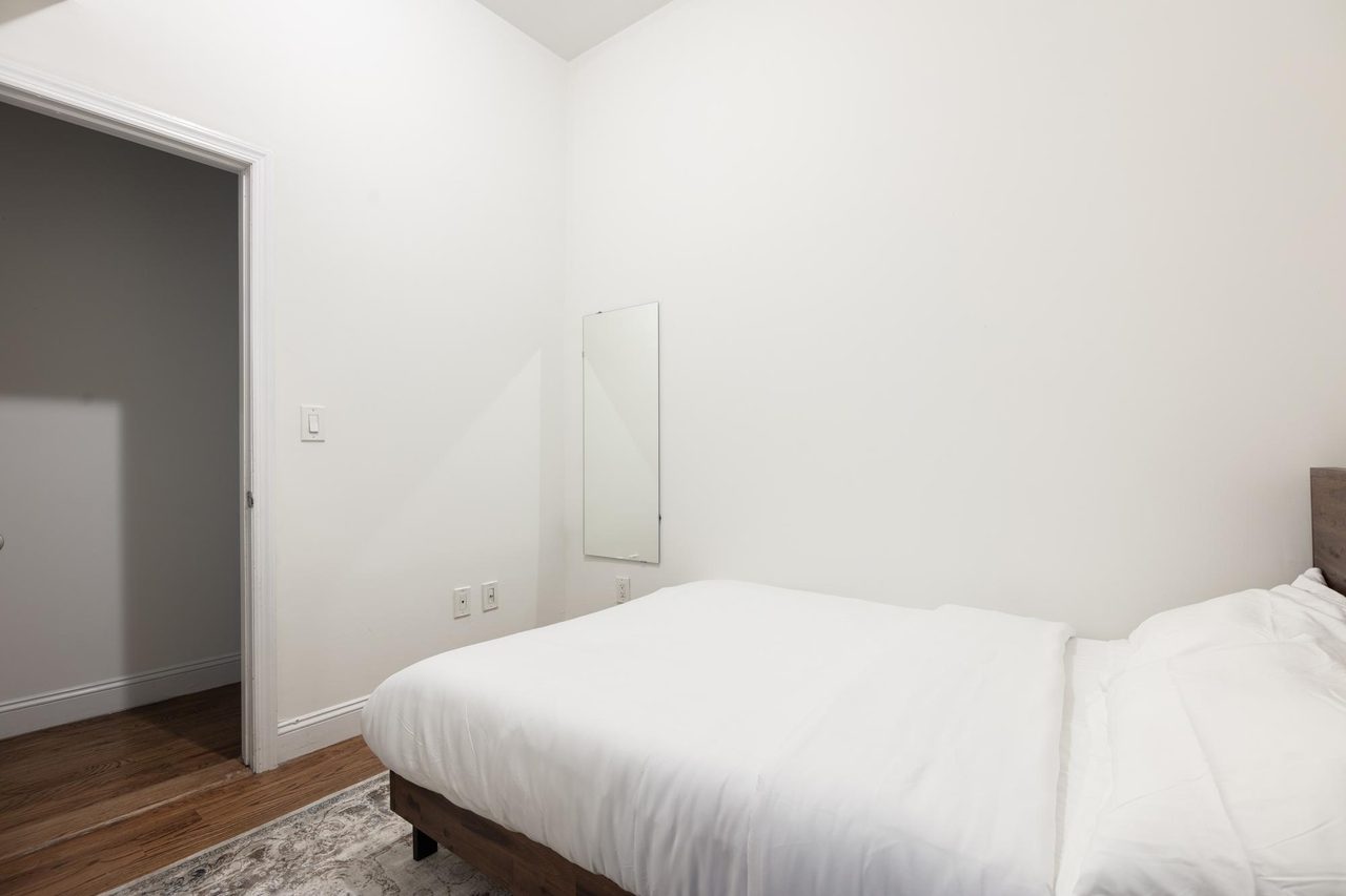  #1597: Crown Heights - Full Bedroom B  -  #1597: Crown Heights  - Gallery -  3