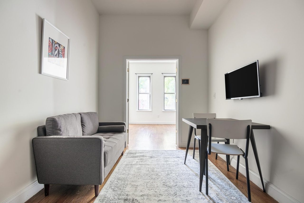 #1597: Crown Heights - Full Bedroom A - #1597: Crown Heights - Gallery - 7