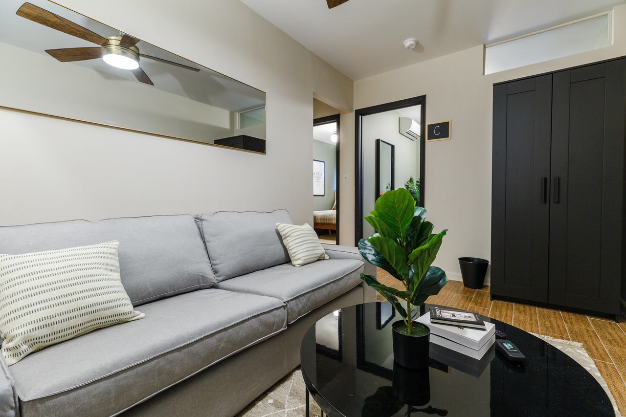  #268: Chinatown - Full Bedroom A  -  #268: Chinatown  - Gallery -  7