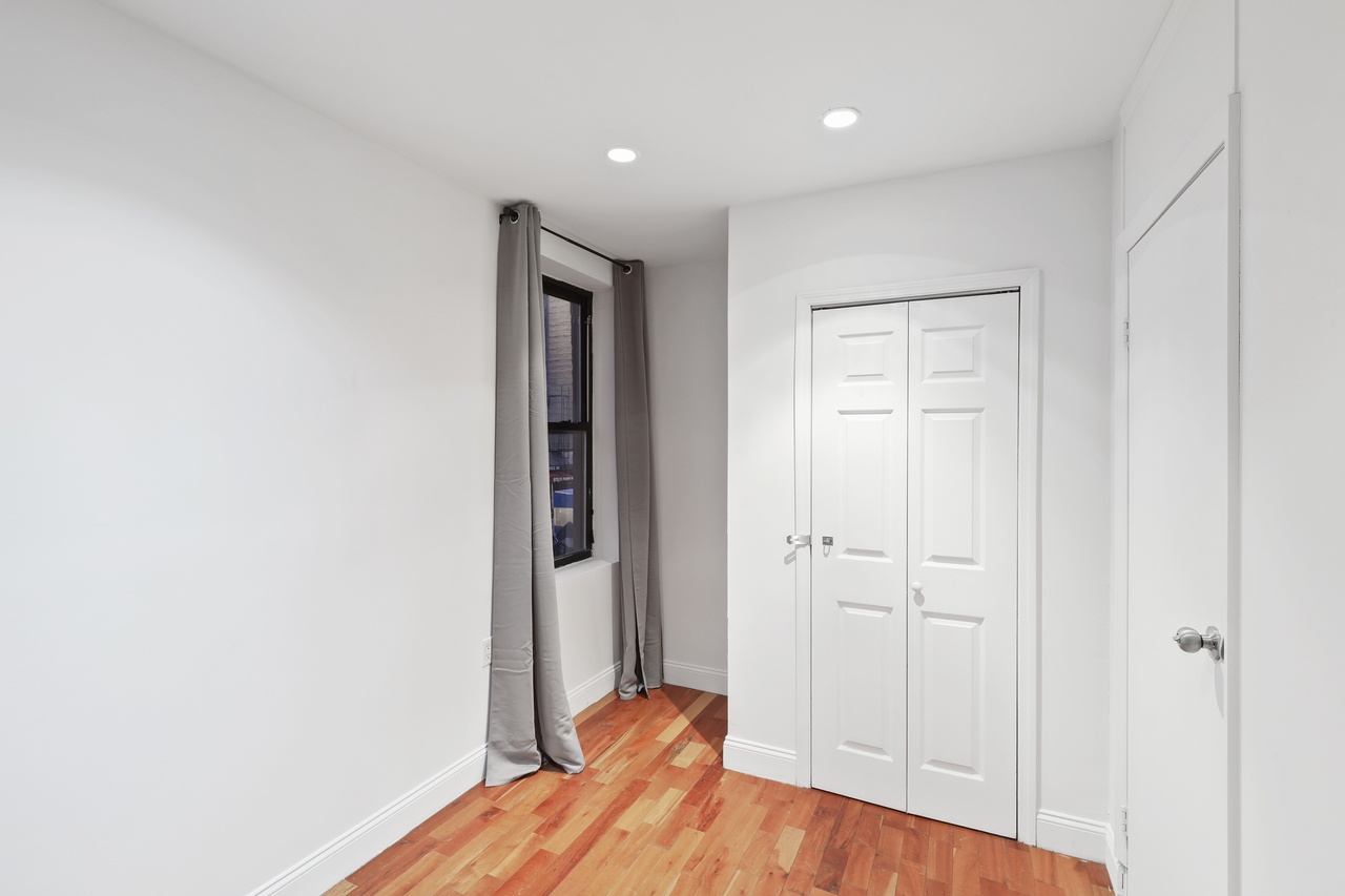  #468: Gramercy - Full Bedroom B  -  #468: Gramercy  - Gallery -  11