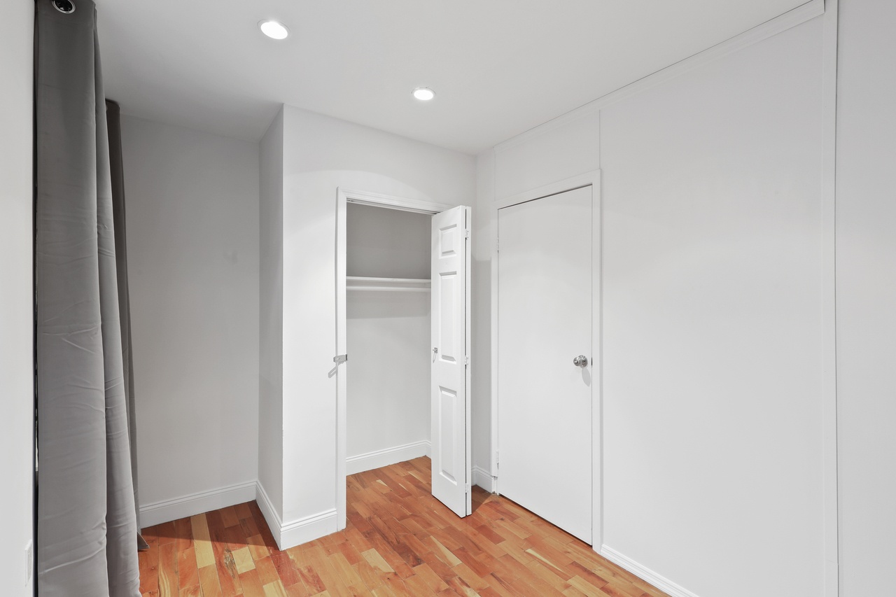  #468: Gramercy - Full Bedroom B  -  #468: Gramercy  - Gallery -  12