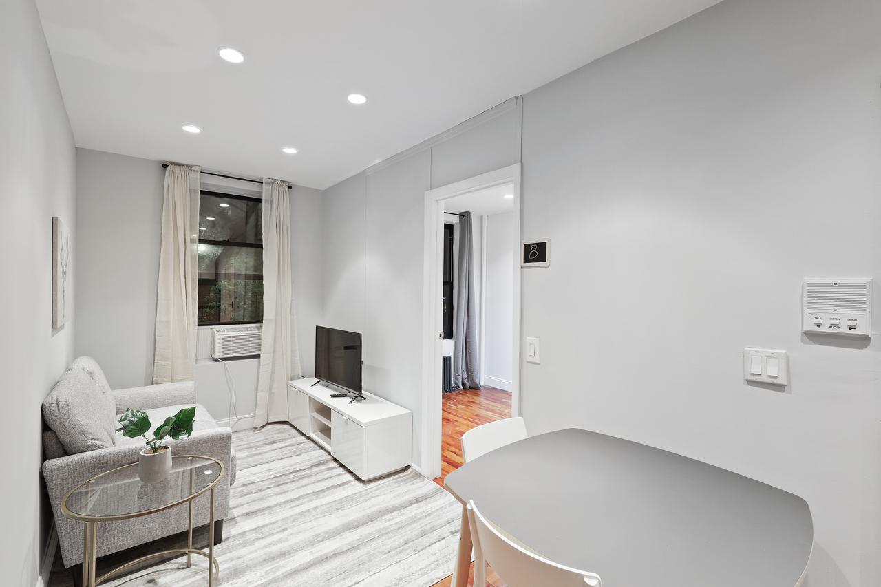  #468: Gramercy - Full Bedroom B  -  #468: Gramercy  - Gallery -  9