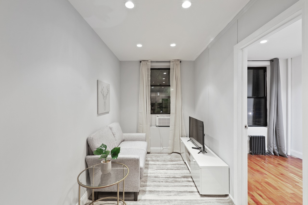  #468: Gramercy - Full Bedroom A  -  #468: Gramercy  - Gallery -  9