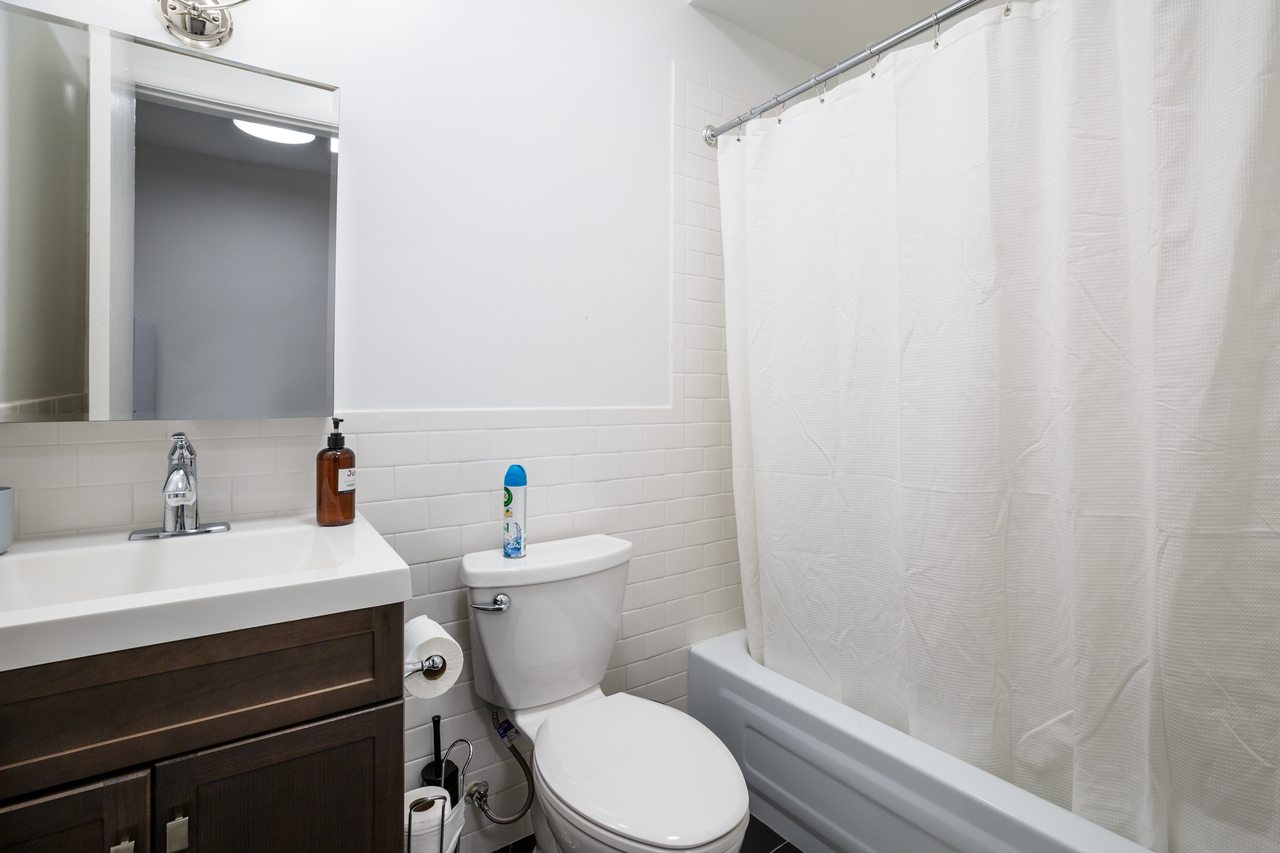  #227: Upper West Side - Studio (Queen)  -  #227: Upper West Side  - Gallery -  5