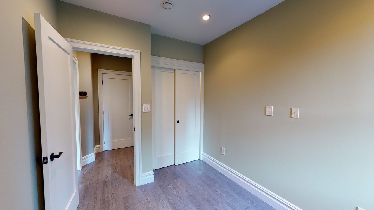 #573: East Village - Queen Bedroom B - #573: East Village - Gallery - 11