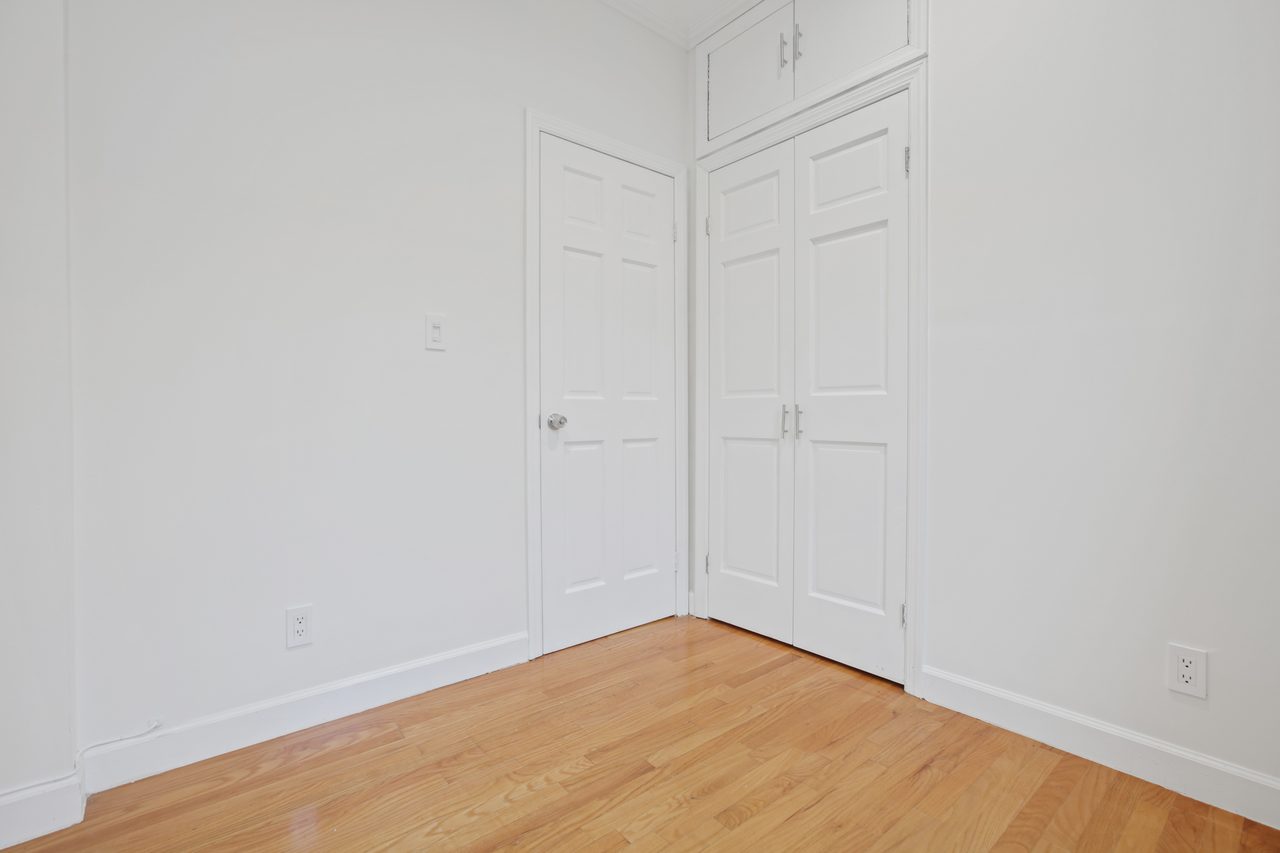 #797: Hamilton Heights - Full Bedroom A - 1