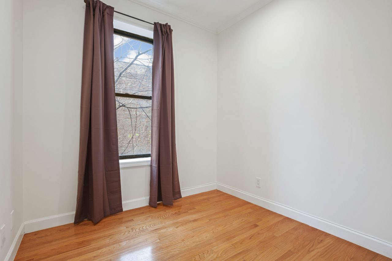 #797: Hamilton Heights - Full Bedroom A - 15