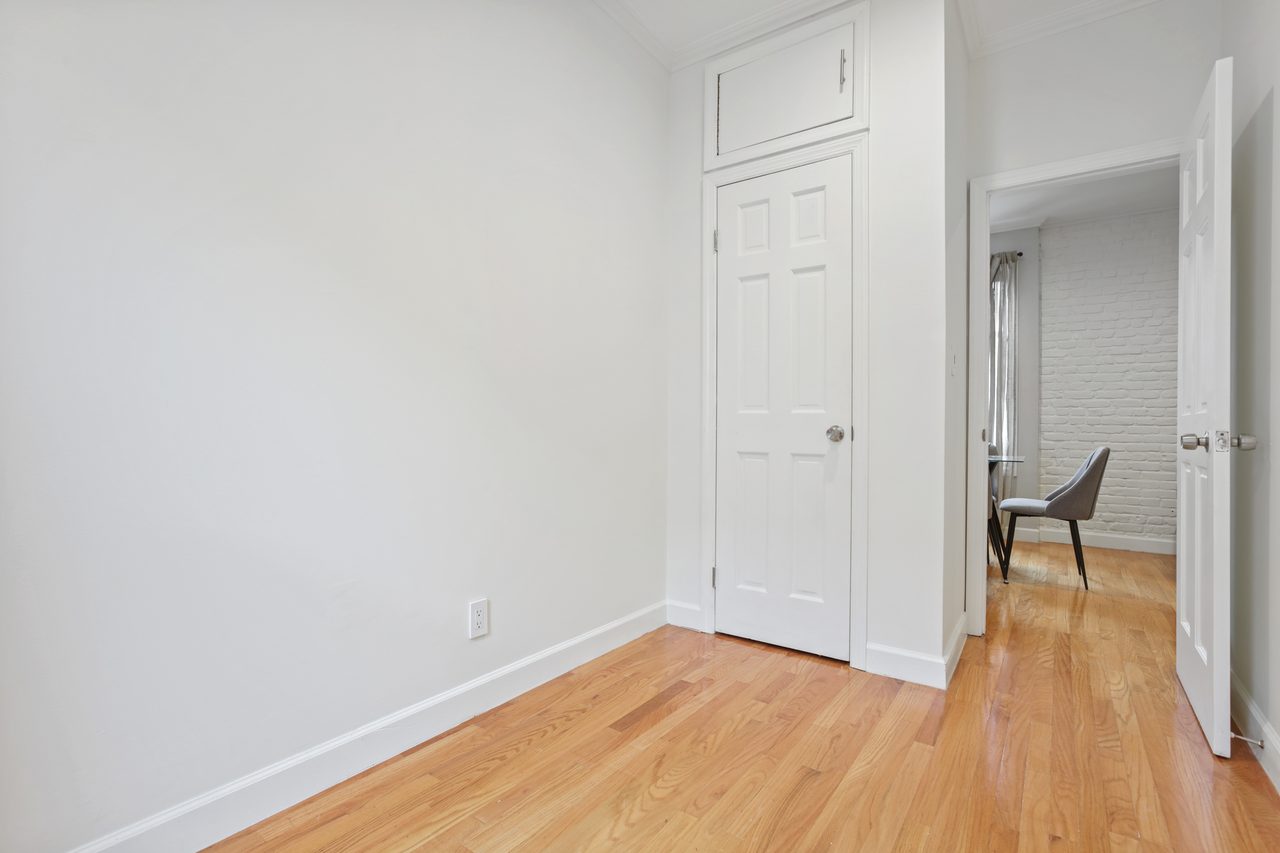 #797: Hamilton Heights - Full Bedroom D - 3