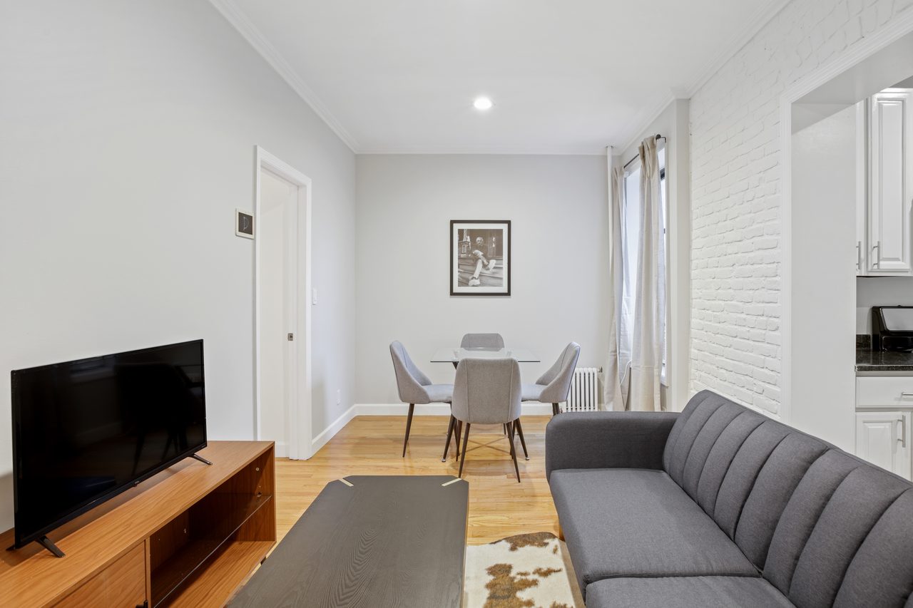  #797: Hamilton Heights - Full Bedroom B  -  #797: Hamilton Heights  - Gallery -  9