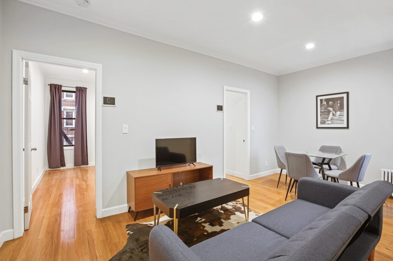 #797: Hamilton Heights - Full Bedroom B - #797: Hamilton Heights - Gallery - 1