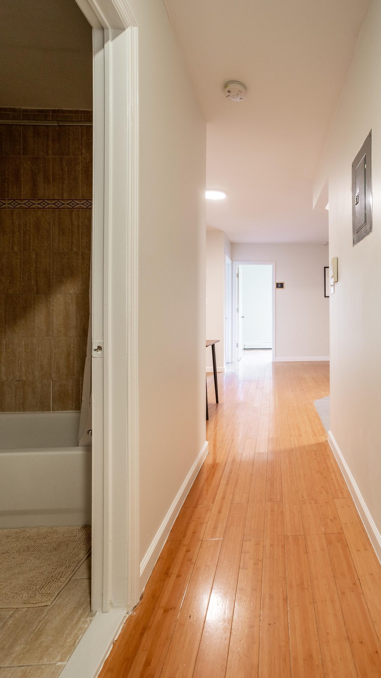  #1647: Flatbush - Queen Bedroom D W/ Private Bathroom  -  #1647: Flatbush  - Gallery -  13