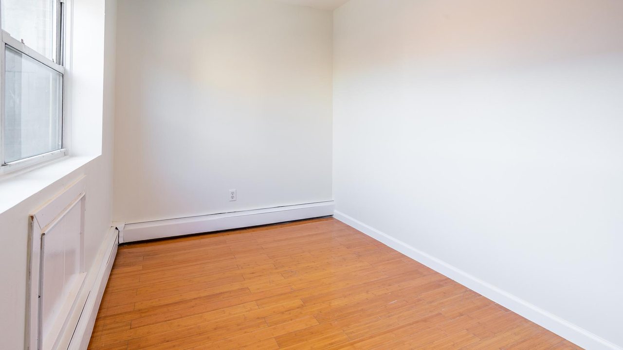 #1647: Flatbush - Full Bedroom B - #1647: Flatbush - Gallery - 2