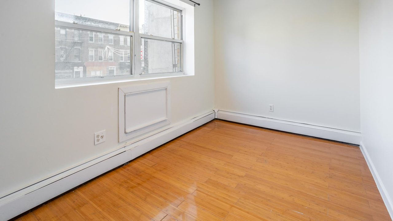 #1647: Flatbush - Full Bedroom B - #1647: Flatbush - Gallery - 1