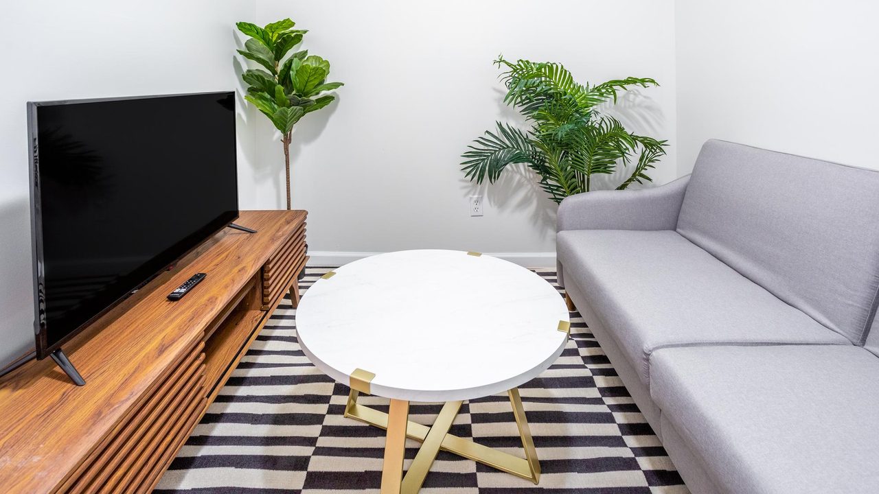  #1647: Flatbush - Queen Bedroom C  -  #1647: Flatbush  - Gallery -  10