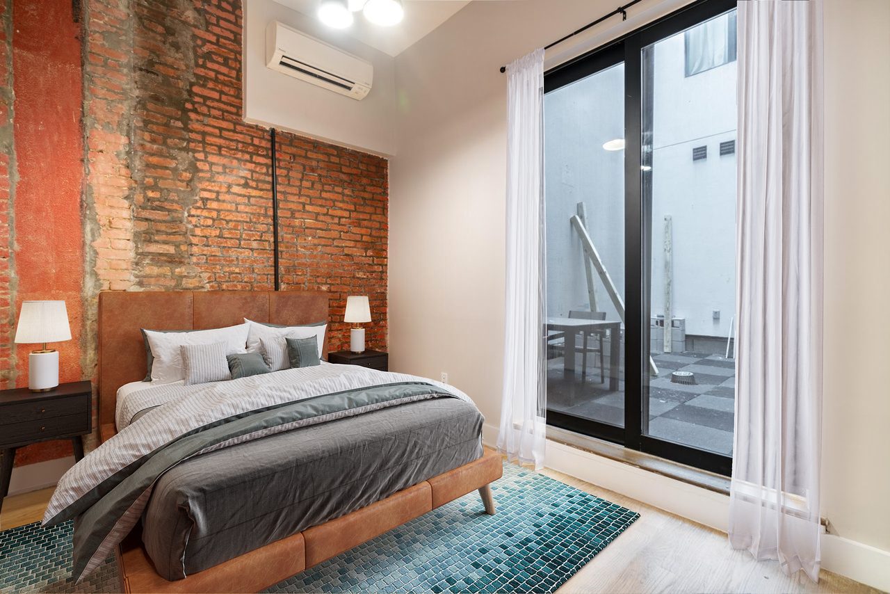 #1530: Williamsburg - Full Bedroom B W/Private Bathroom - 1