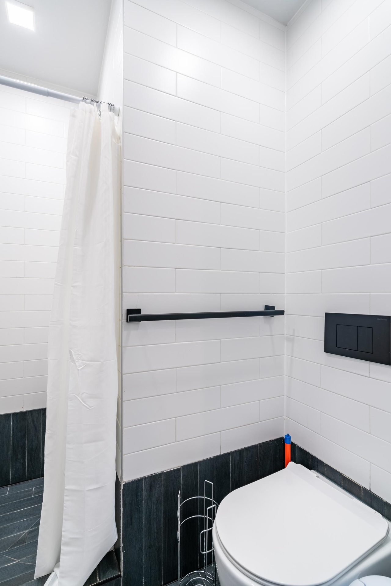 #1530: Williamsburg - Full Bedroom D W/Private Bathroom - 6