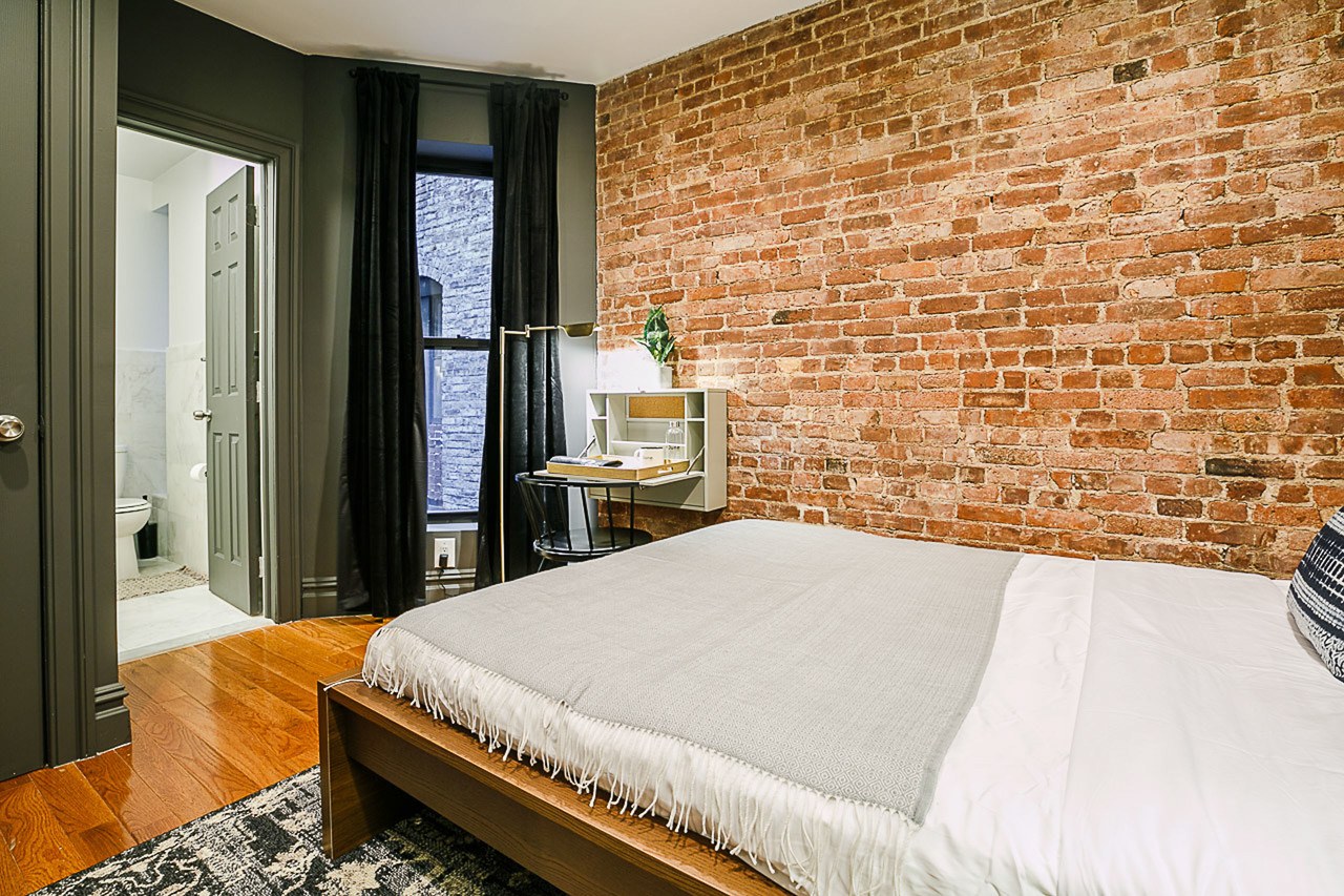 #199: Upper West Side - Queen Bedroom A W/Private Bathroom - 11