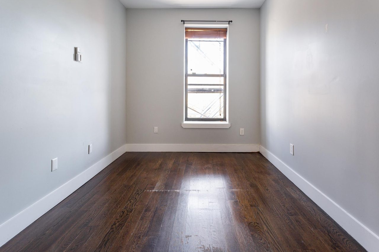 #1628: Bushwick - Full Bedroom D - 21