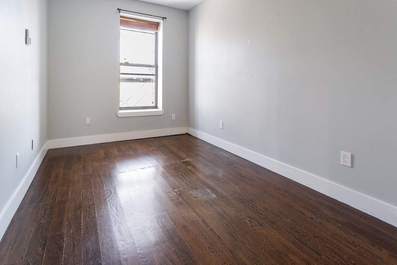 #1628: Bushwick - Full Bedroom D - 22